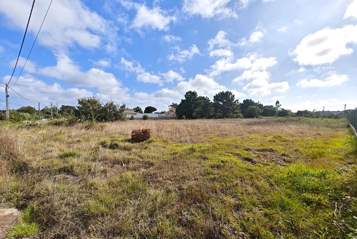 Terreno com possibilidade de construção de 3.920 m²