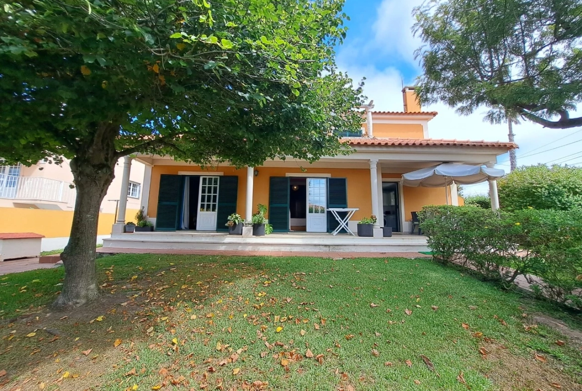 Moradia com 4 quartos entre as Caldas da Rainha e a praia da Foz do Arelho