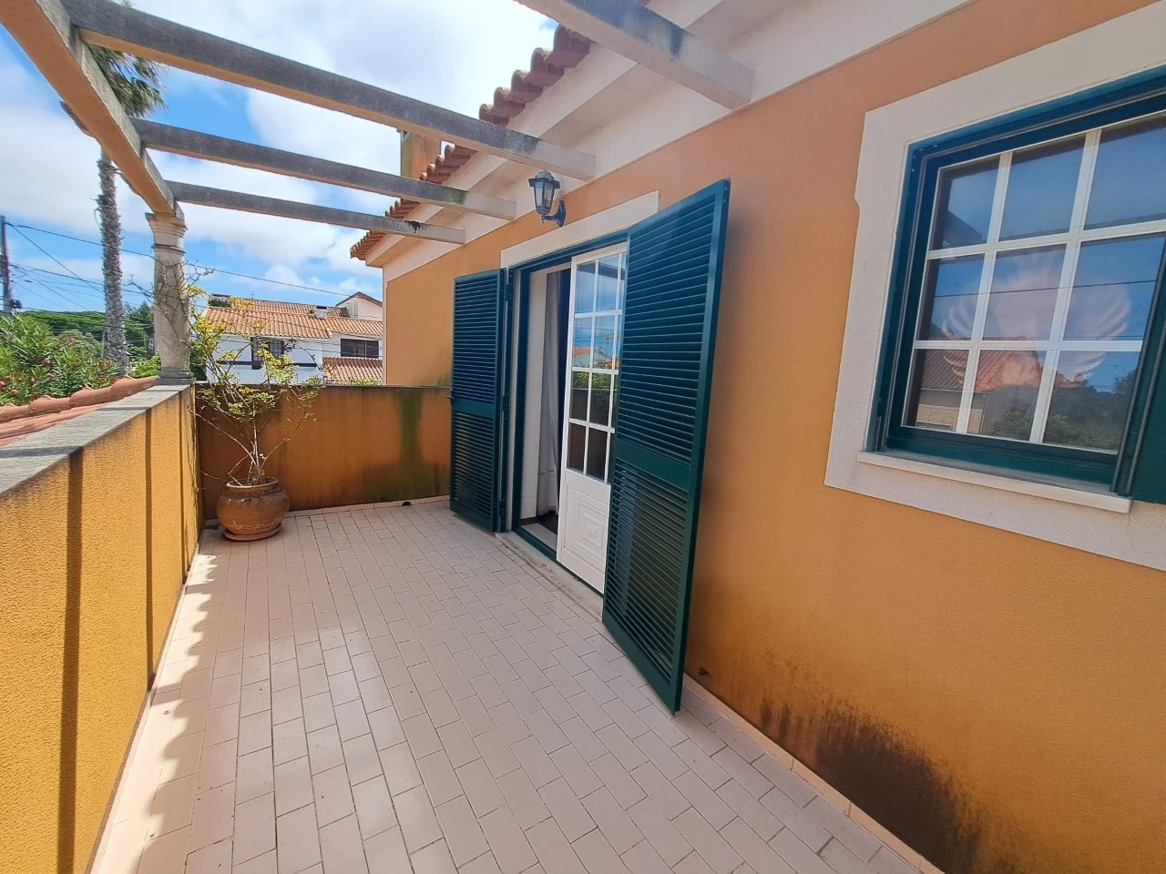 28 Moradia com 4 quartos entre as Caldas da Rainha e a praia da Foz do Arelho