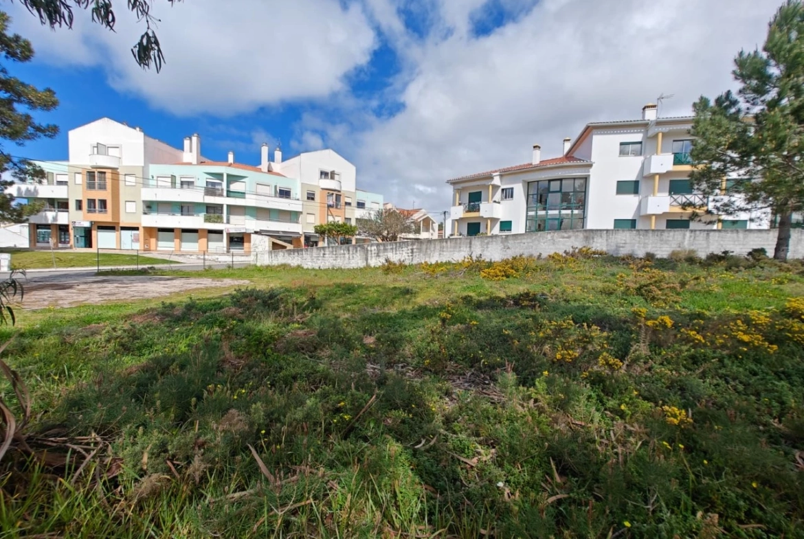 Lote para construção na Foz do Arelho