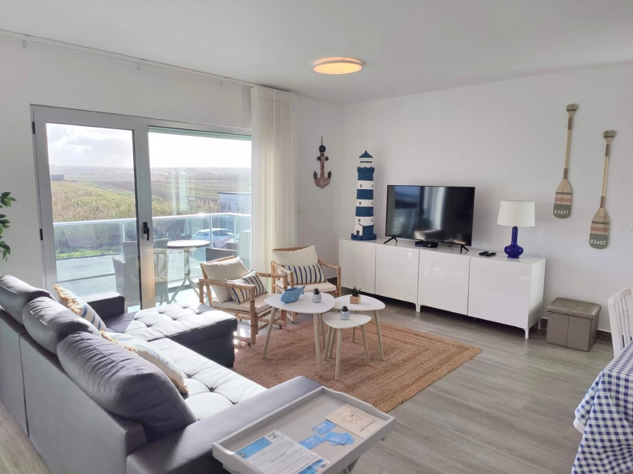 08 Apartamento ás portas da Praia Supertubos – Peniche