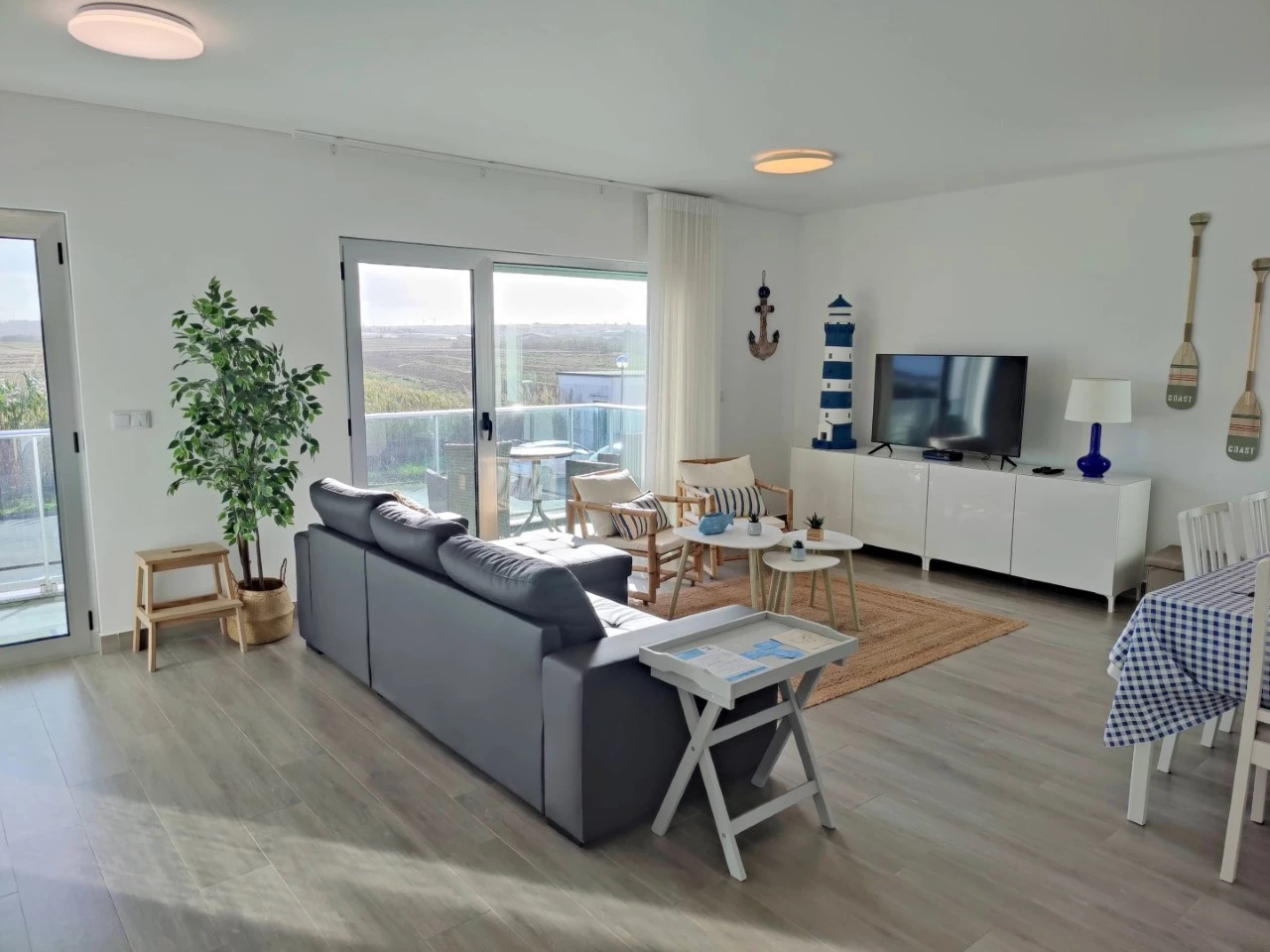 09 Apartamento ás portas da Praia Supertubos – Peniche