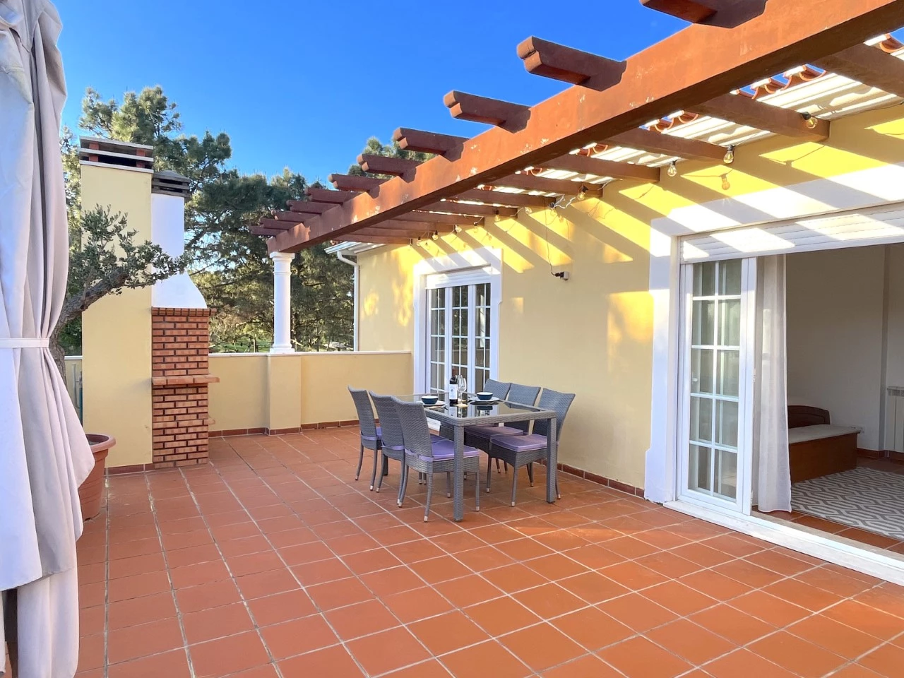 ID0cd29401-0000-0500-0000-00001506306b.jpg Apartamento T3 com terraço e vista para o golf no Praia d’el Rey Beach & Golf Resort, junto às praias do Baleal