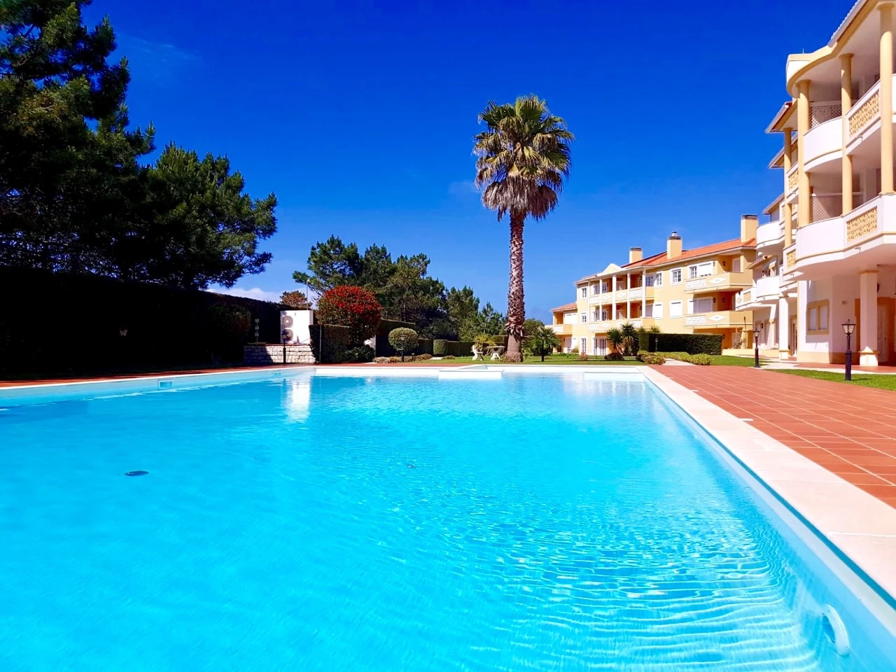ID0cd29401-0000-0500-0000-00001506338b.JPG Apartamento T3 com terraço e vista para o golf no Praia d’el Rey Beach & Golf Resort, junto às praias do Baleal