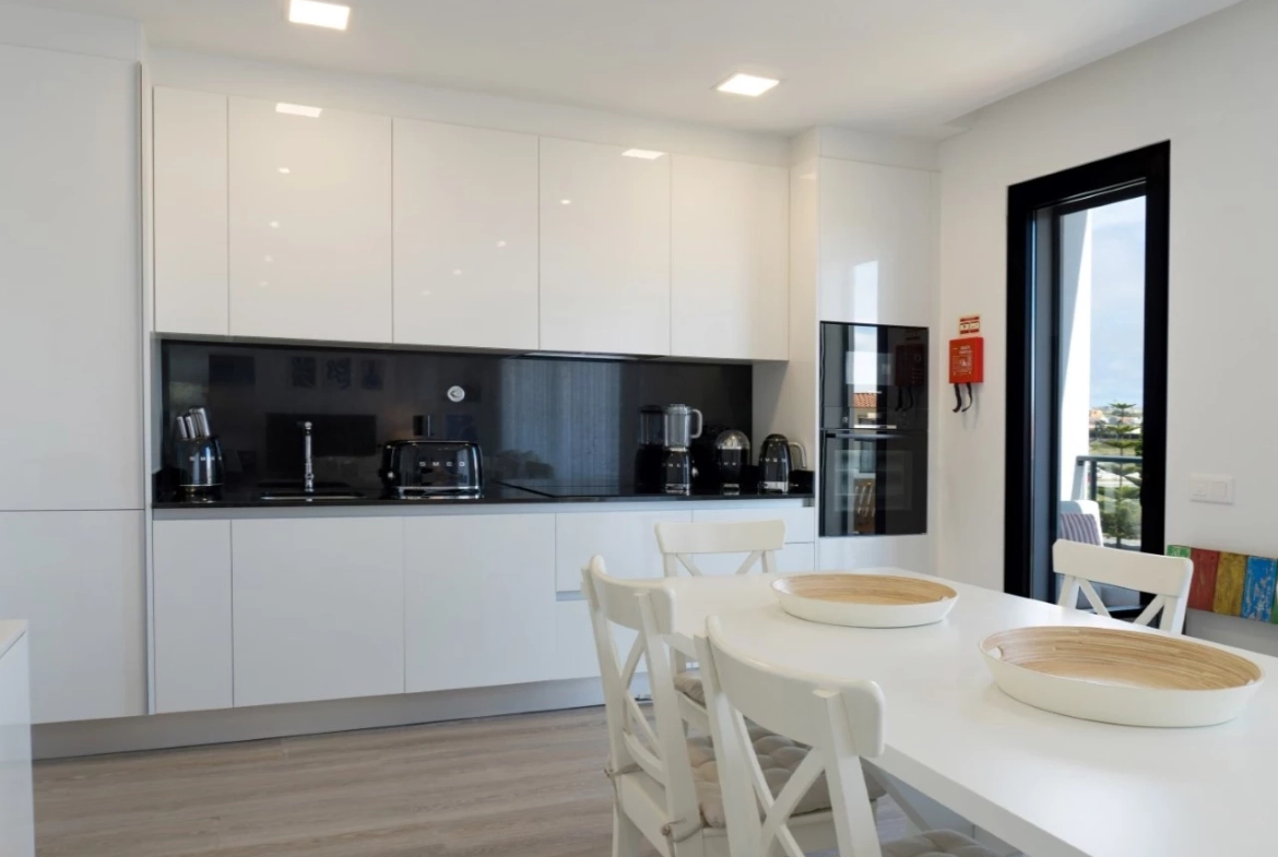 Apartamento ás portas da Praia dos Supertubos – Peniche