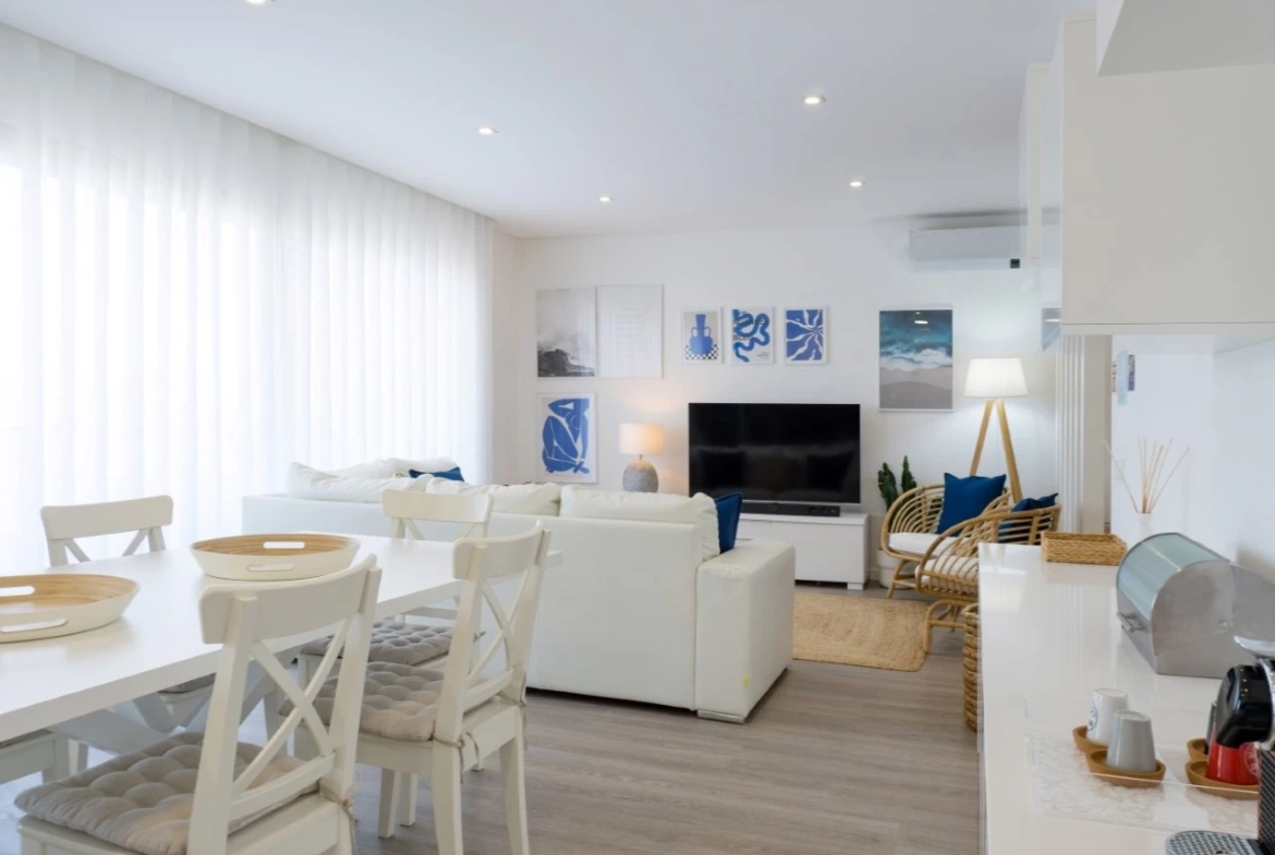 Apartamento ás portas da Praia dos Supertubos – Peniche