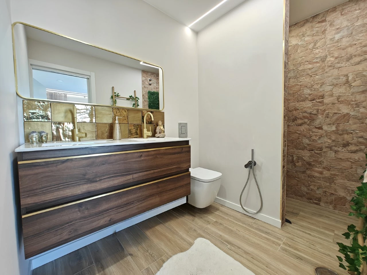 ID1f399701-0000-0500-0000-00001541fc4d.jpg Moradia T3+1 com Piscina – Entre a Cidade e a Natureza