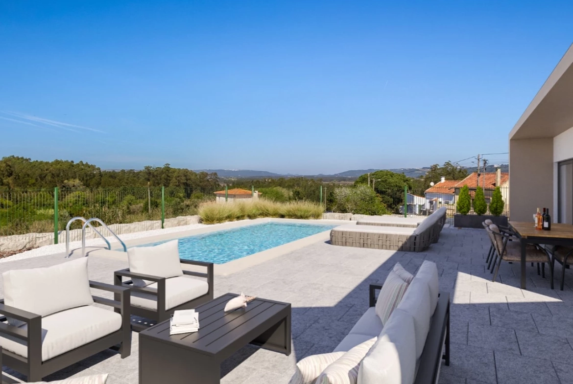 Moradia térrea de 4 Quartos com Jardim, Piscina e Garagem na Serra do Bouro, a 5 Km da praia de São Martinho do Porto
