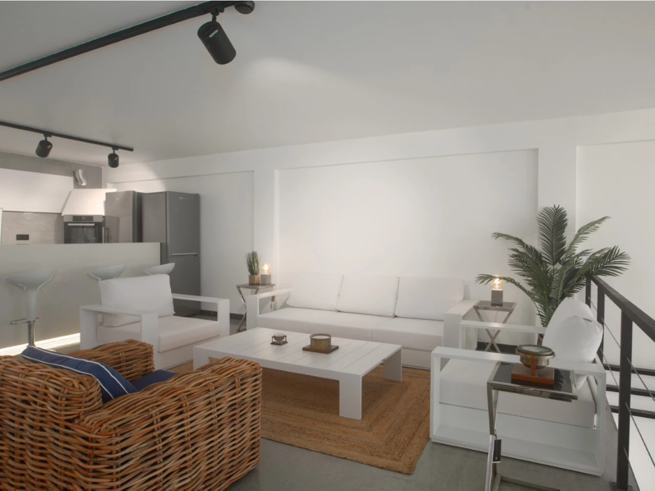 IDb8c67f01-0000-0500-0000-0000137668e6.jpg Espaço Versátil e Sofisticado para Investimento ou habitação em Peniche