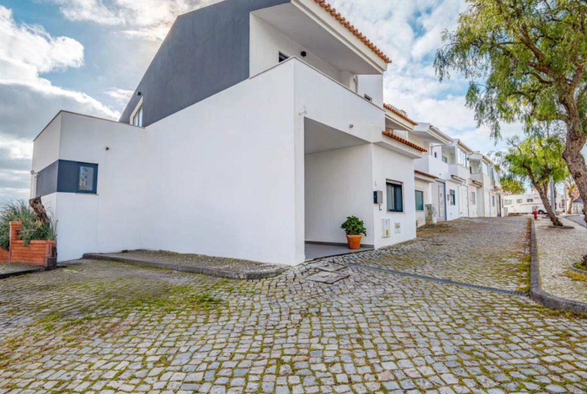 Moradia no Sítio da Nazaré com Vista Panorâmica