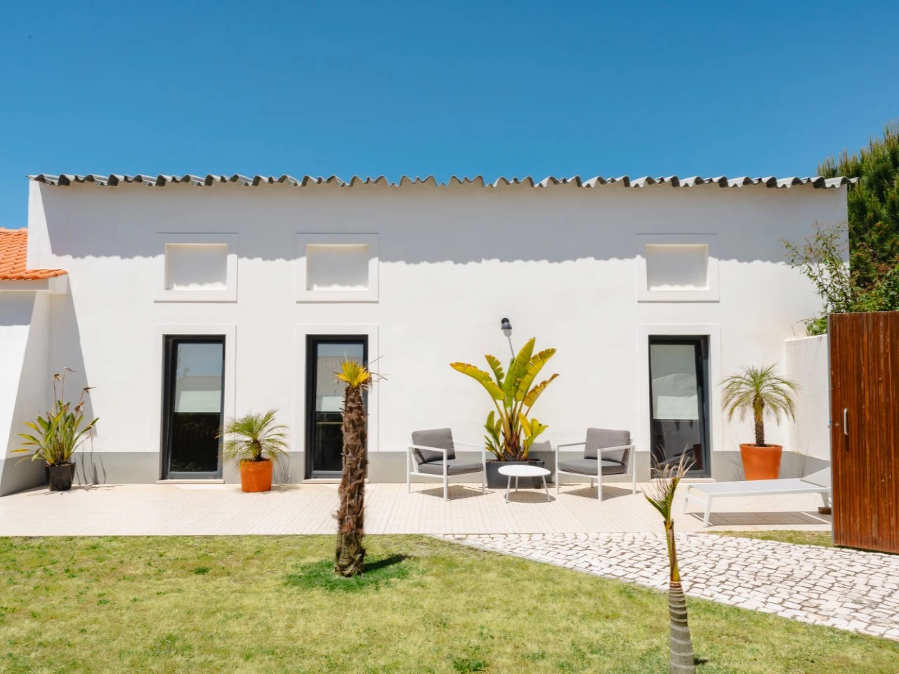 ID089d9a01-0000-0500-0000-000015b097a2.jpg Casa principal, moinho e 3 bungalows contemporâneos para Alojamento Local