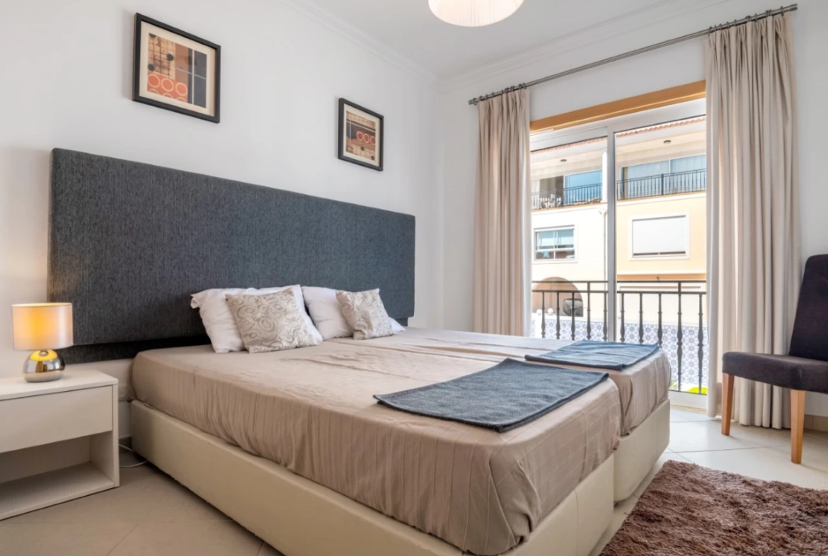 Moradia T4 com Vista Deslumbrante na Praia del Rey