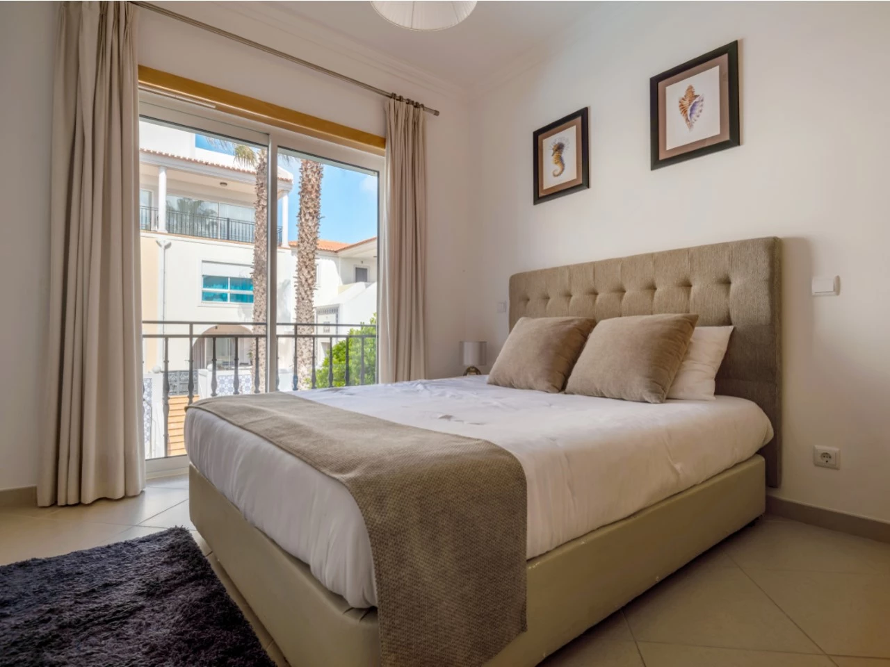 ID8a6d7601-0000-0500-0000-00001364ede5.jpg Moradia T4 com Vista Deslumbrante na Praia del Rey
