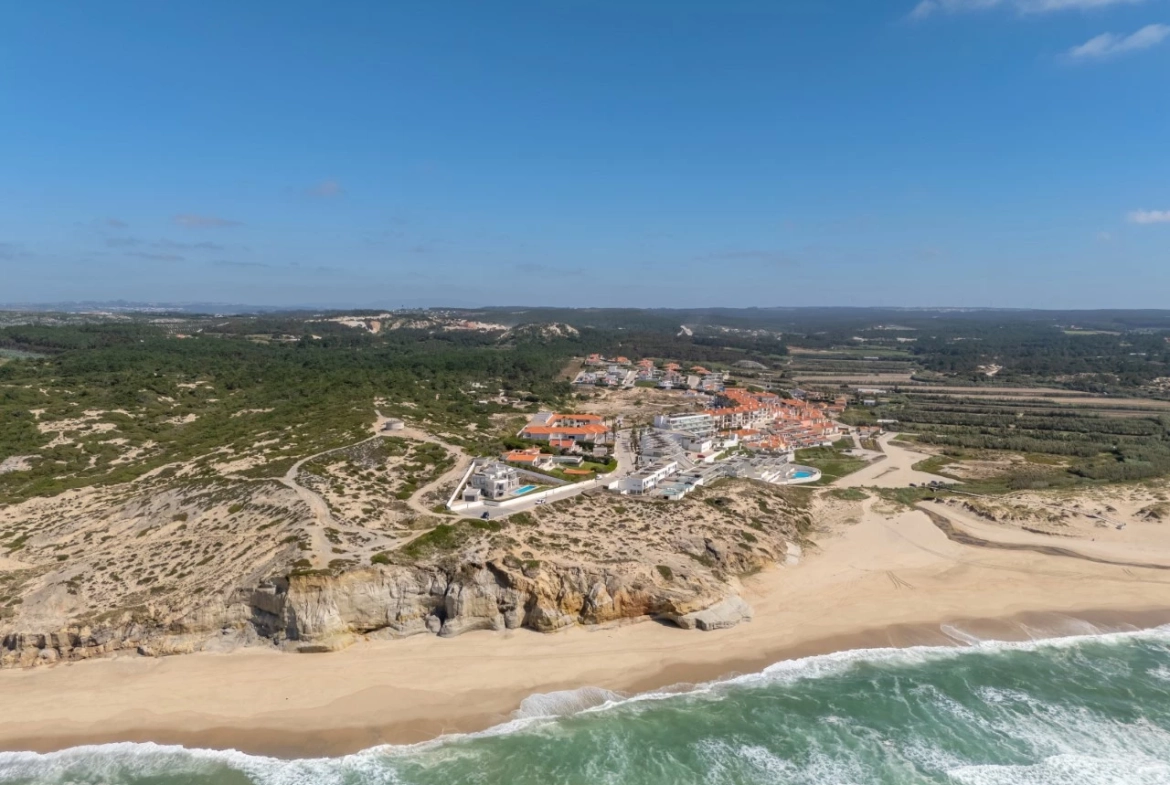Moradia T4 com Vista Deslumbrante na Praia del Rey