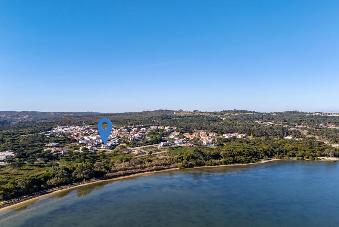 Moradia a 150 metros da Lagoa de Óbidos