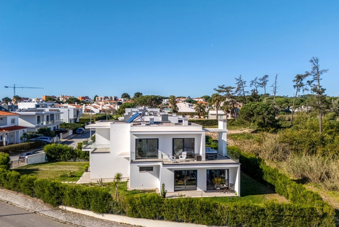 Moradia a 150 metros da Lagoa de Óbidos