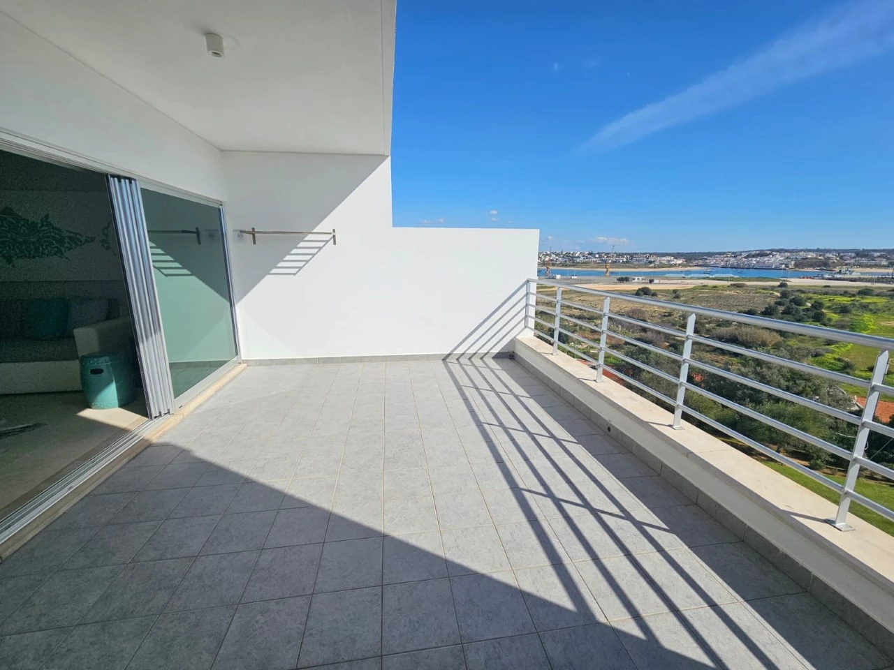 IDc0d18601-0000-0500-0000-0000144d65f8.jpg Apartamentos no Algarve com vista da marina e junto à praia