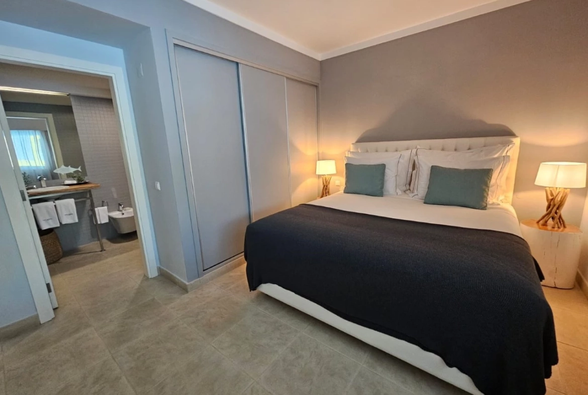 Apartamentos no Algarve com vista da marina e junto à praia