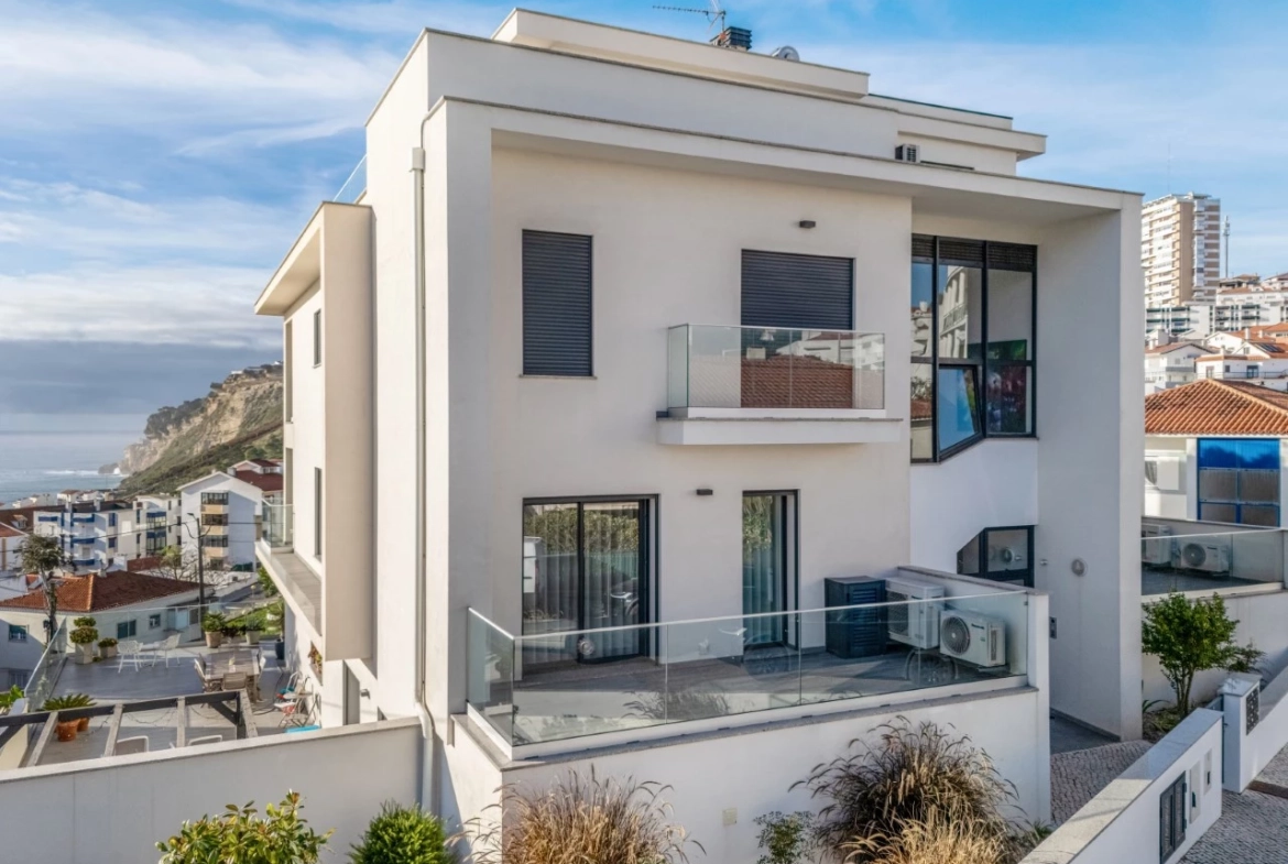 Apartamento moderno com vista mar deslumbrante