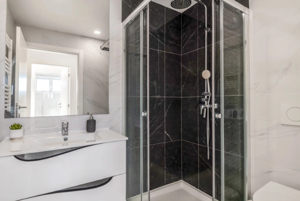 Apartamento moderno com vista mar deslumbrante