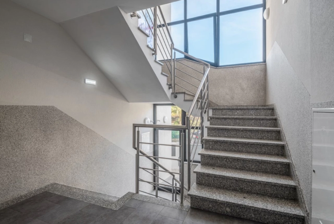 Apartamento moderno com vista mar deslumbrante