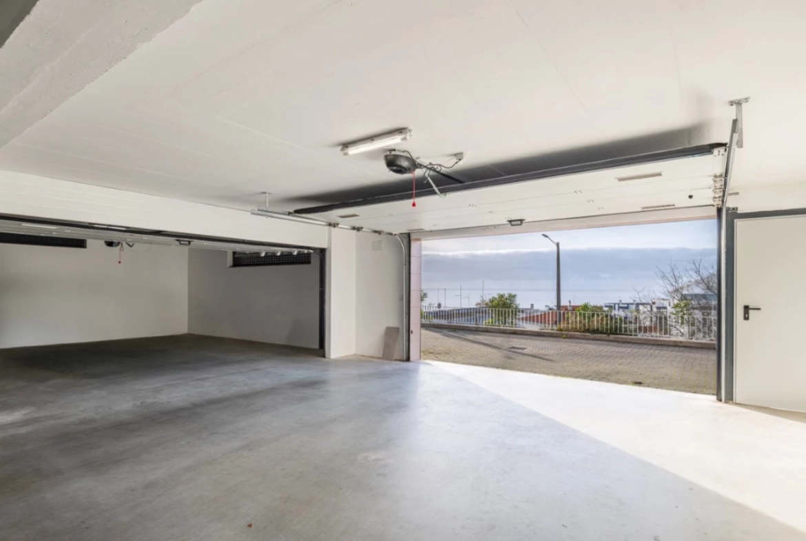 Apartamento moderno com vista mar deslumbrante