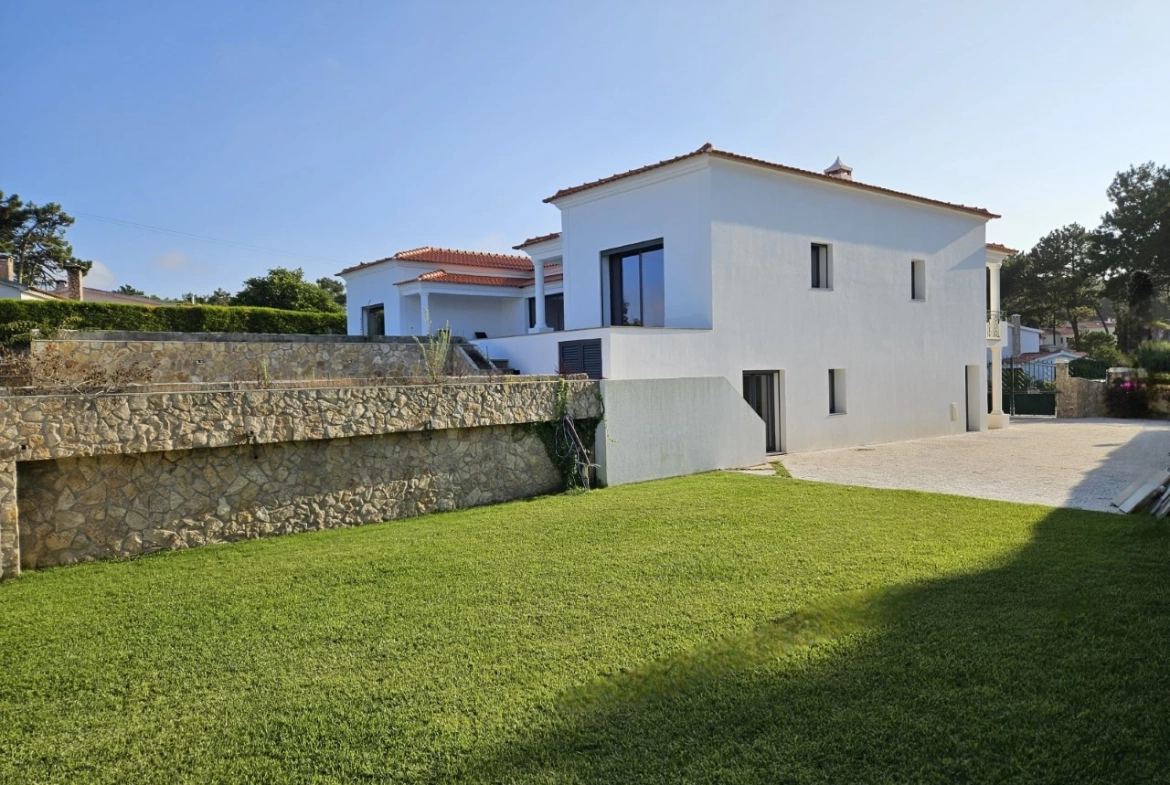 Moradia com 4 quartos e piscina com vista para a Lagoa de Óbidos