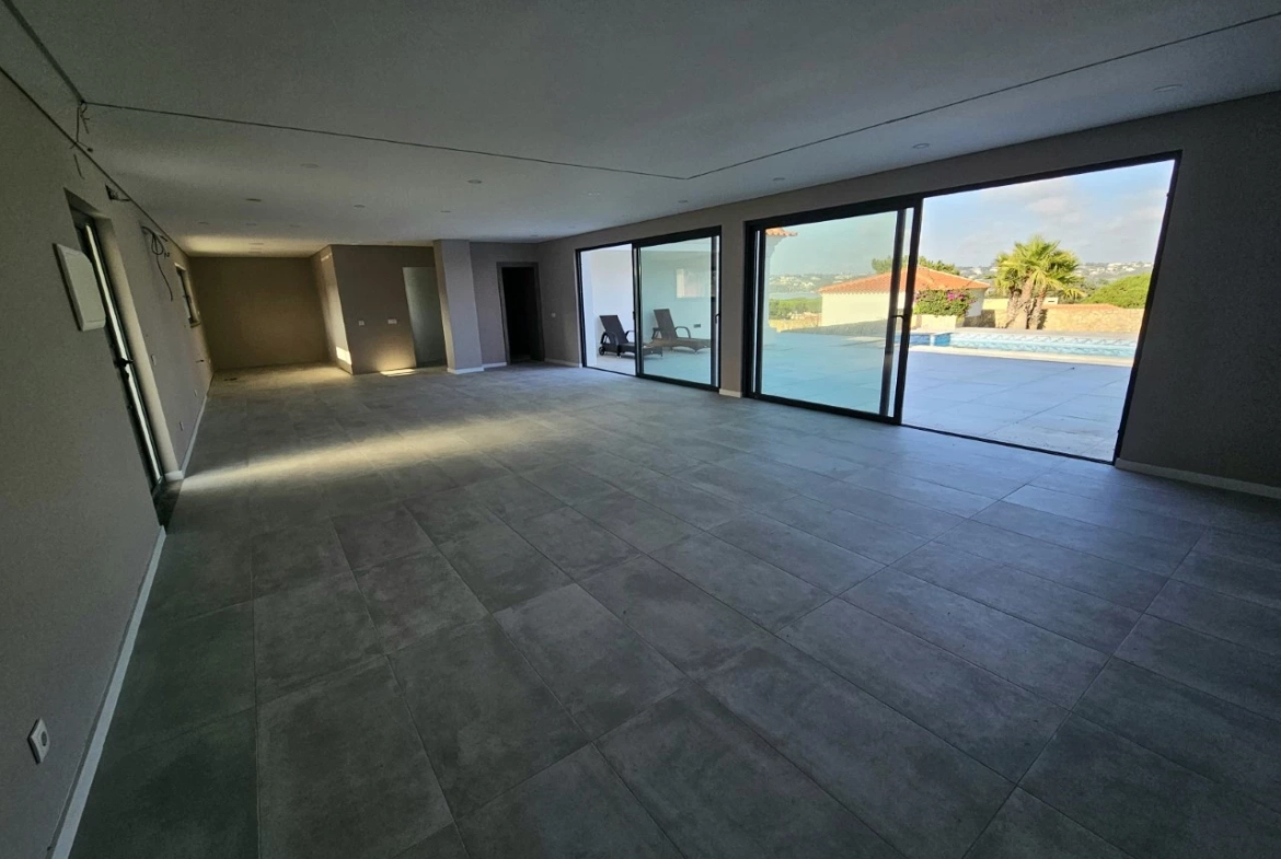 Moradia com 4 quartos e piscina com vista para a Lagoa de Óbidos