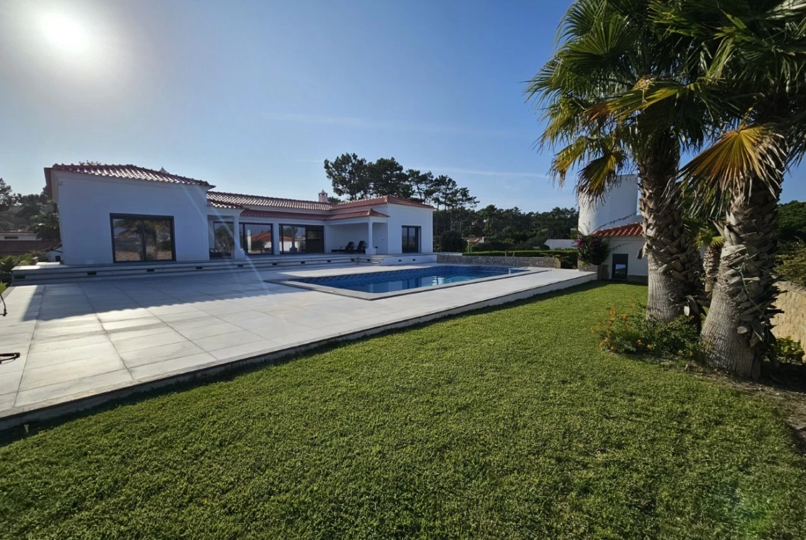 Moradia com 4 quartos e piscina com vista para a Lagoa de Óbidos