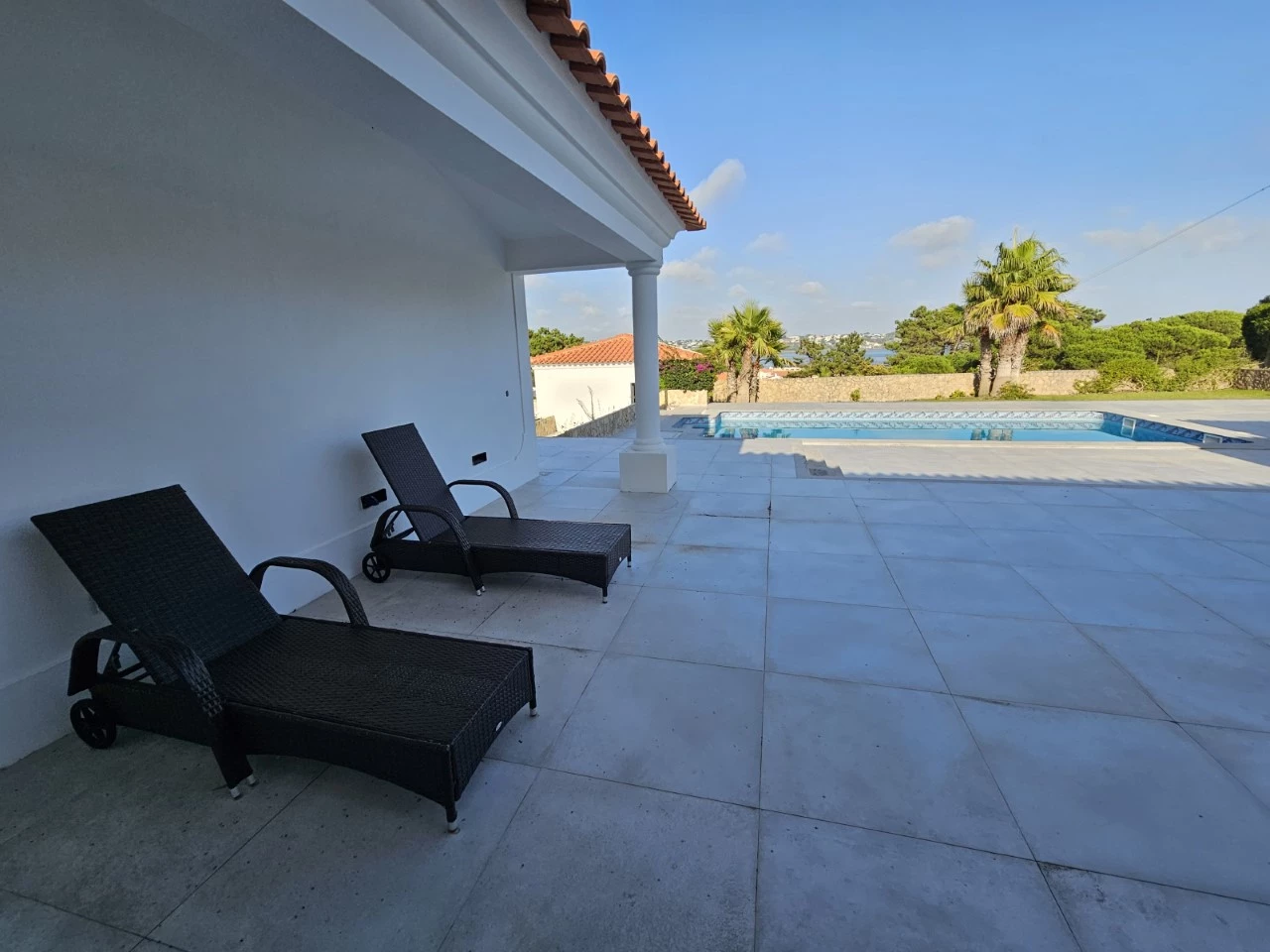 IDfccc8001-0000-0500-0000-000013957673.jpg Moradia com 4 quartos e piscina com vista para a Lagoa de Óbidos