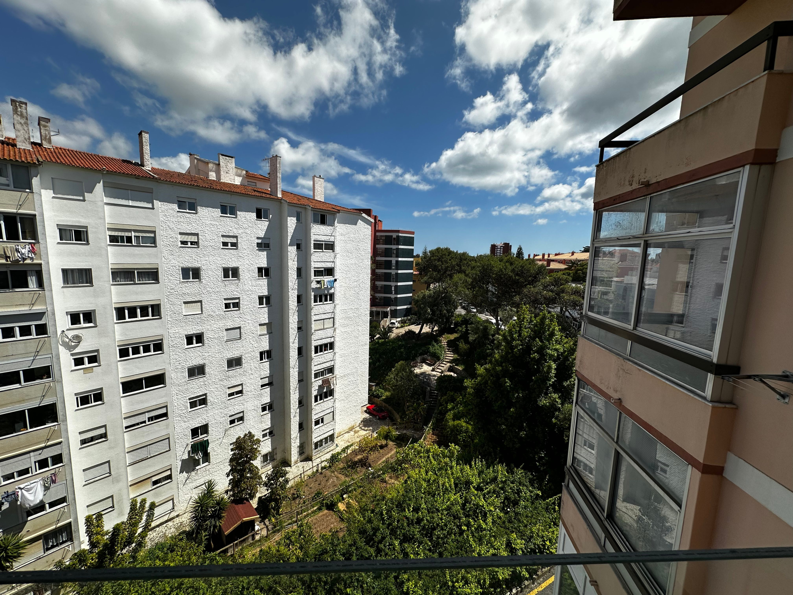 vista-2025-05-15 15.22.22-1.heic Monte Estoril, Avenida Piemonte, 251 – T1 com charme e luz natural no coração da sofisticação