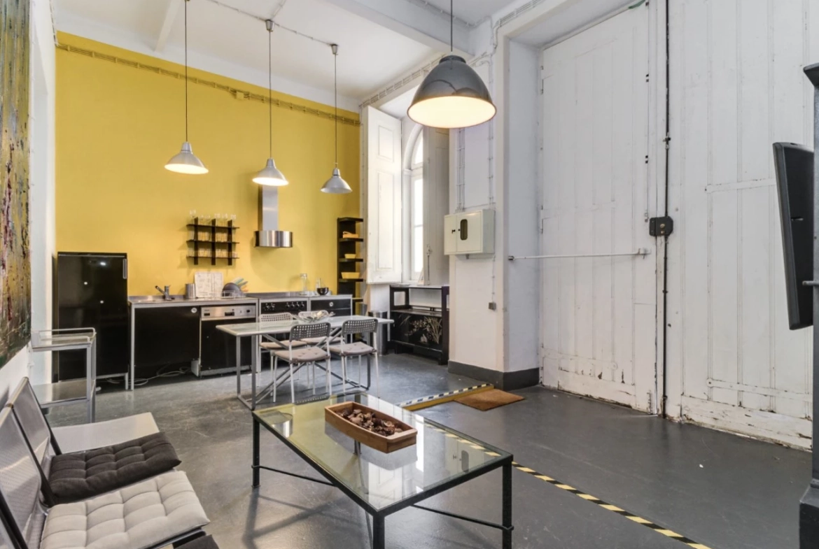 Espaço comercial na Sé, Lisboa ideal para Loft