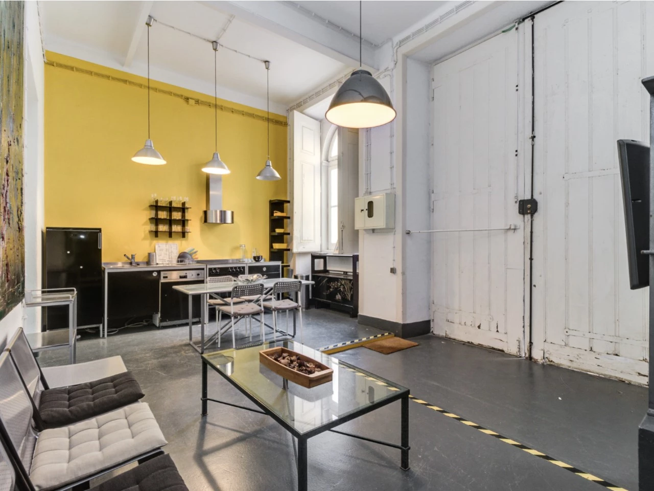 ID4a988501-0000-0500-0000-000014214e87.jpg Espaço comercial na Sé, Lisboa ideal para Loft