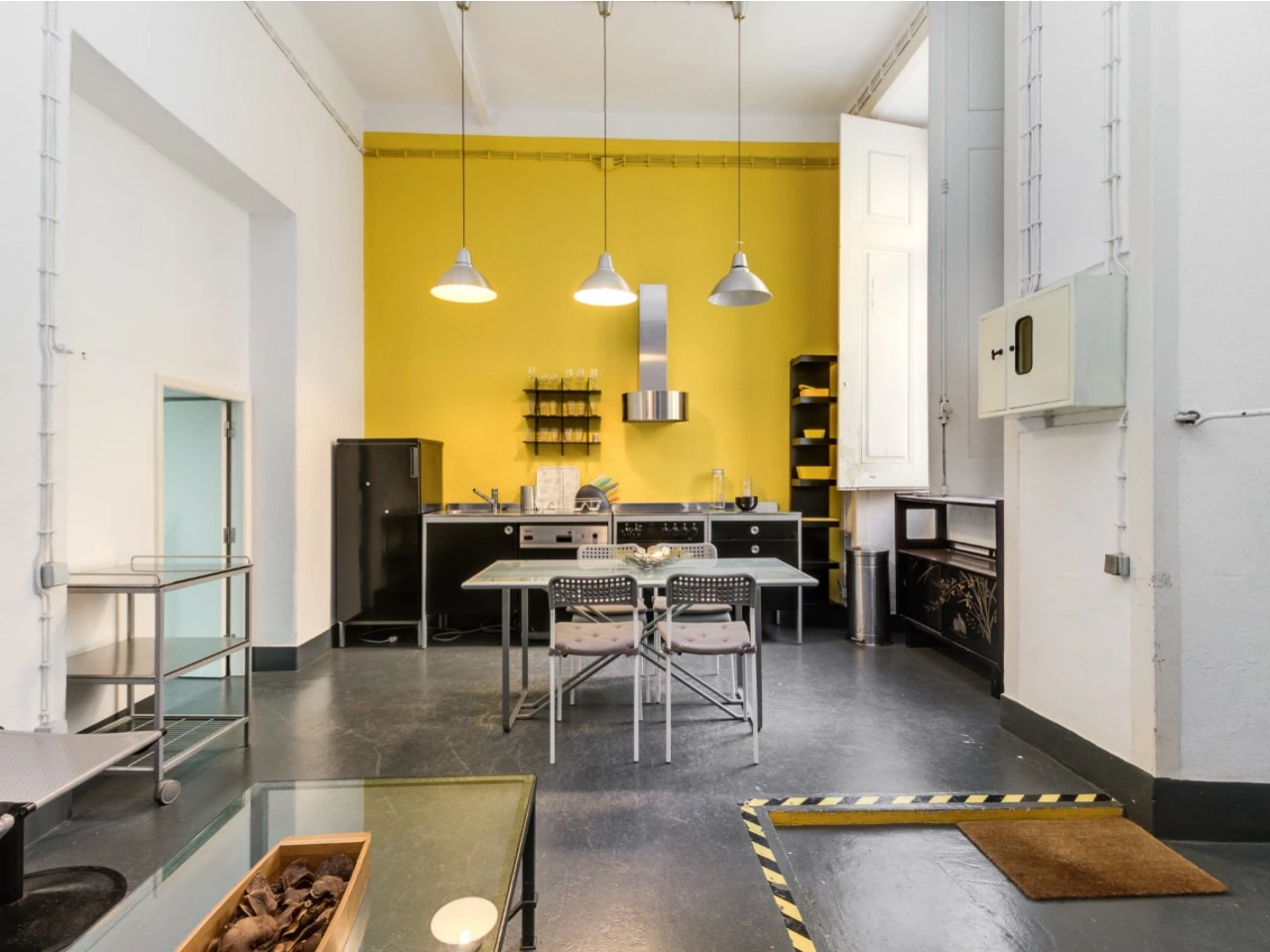 ID4a988501-0000-0500-0000-000014214e8a.jpg Espaço comercial na Sé, Lisboa ideal para Loft