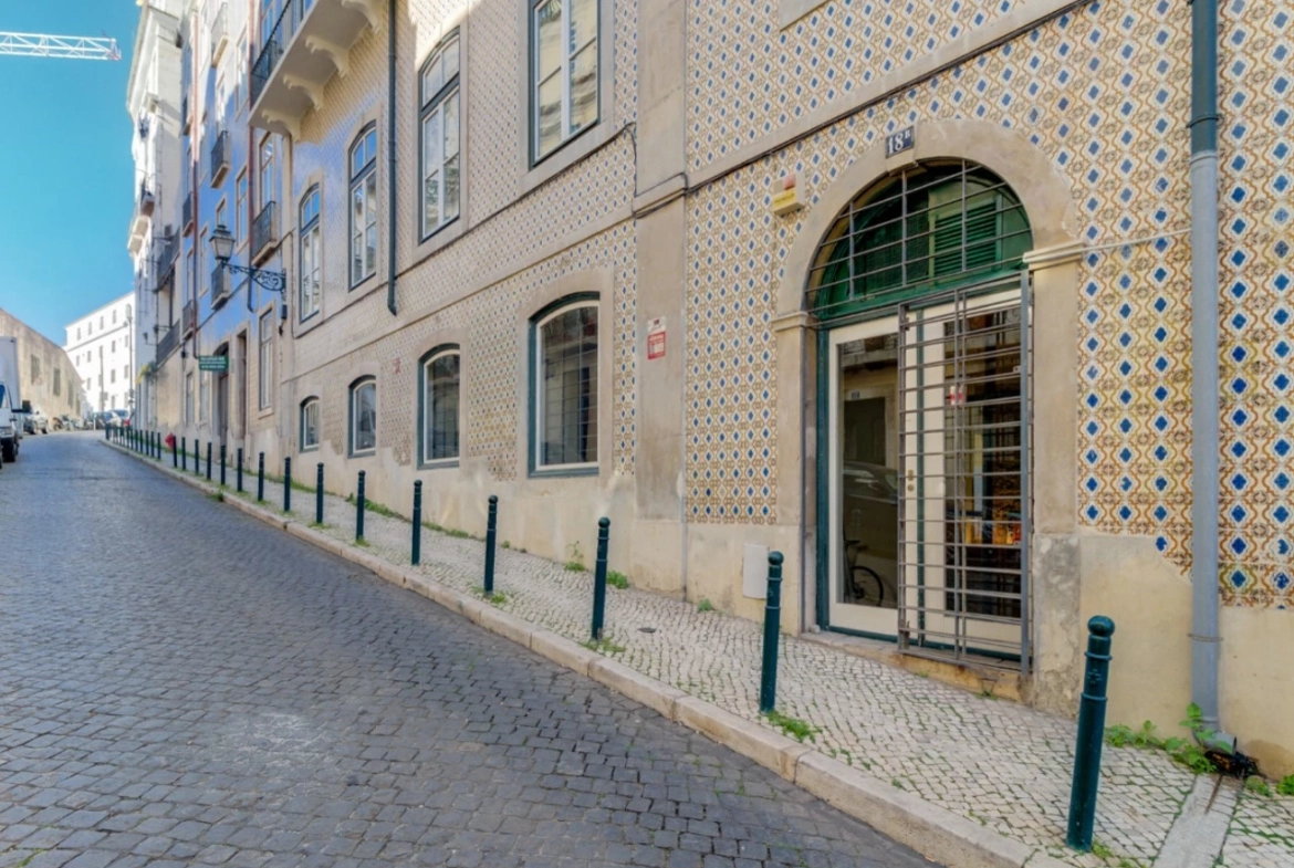 Espaço comercial na Sé, Lisboa ideal para Loft
