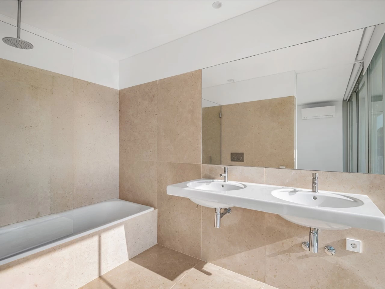ID92117801-0000-0500-0000-000015f433c4.jpg Moradia isolada com 4 quartos no Bom Sucesso Resort, jardim e piscina a 7 minutos da Lagoa de Óbidos e das praias do Oeste