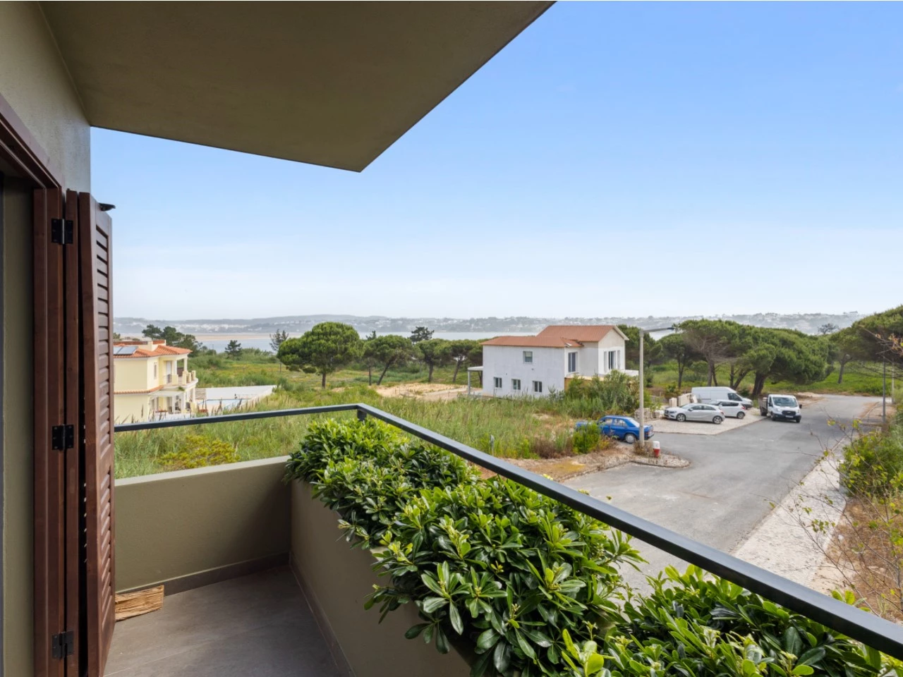 Moradia T3+1 junto à Lagoa de Óbidos e às praias de Peniche com vista deslumbrante