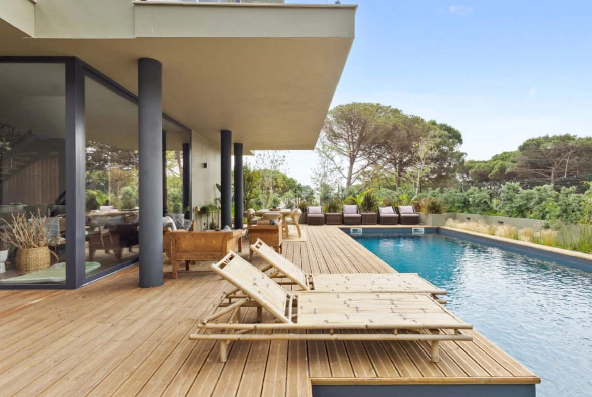 Moradia T3+1 junto à Lagoa de Óbidos e às praias de Peniche com vista deslumbrante