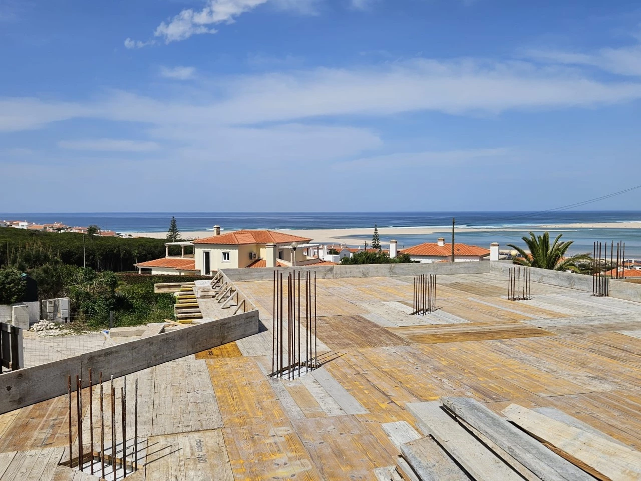 IDef653701-0000-0500-0000-00001557f786.jpg Moradia vista lagoa, praia e mar perto de vários campos de golfe