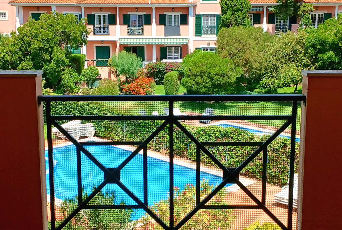 Iluminado Duplex T2+1 na Quinta da Beloura