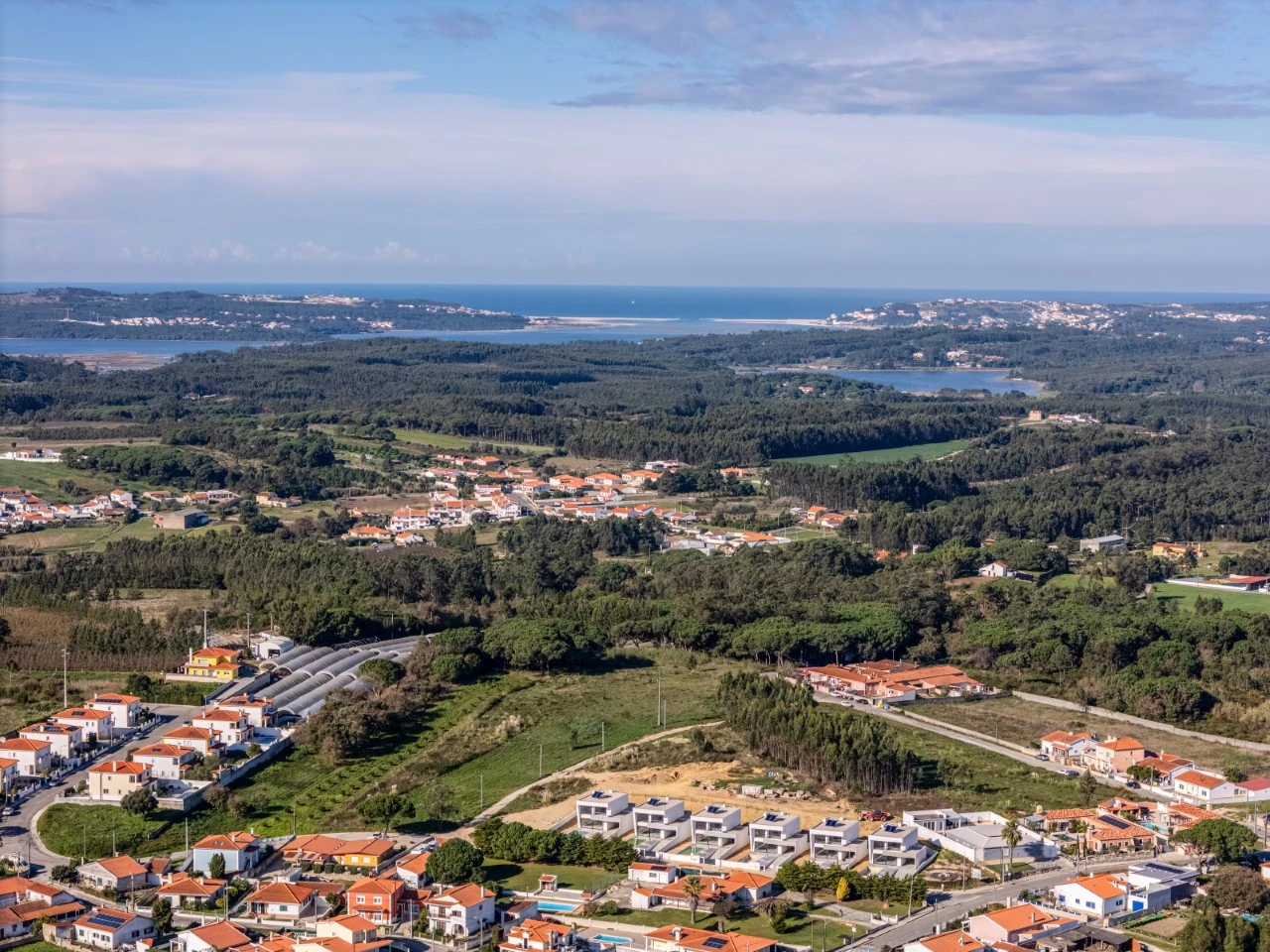 ID18ea5800-0000-0500-0000-0000141d7536.jpg MORADIAS T3 NOVAS COM PISCINA A 5 MINUTOS DAS CALDAS DA RAINHA E DE ÓBIDOS