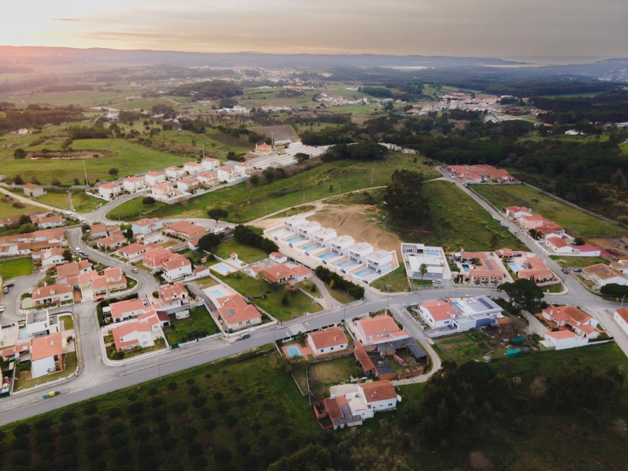 ID18ea5800-0000-0500-0000-000014f5908c.jpg MORADIAS T3 NOVAS COM PISCINA A 5 MINUTOS DAS CALDAS DA RAINHA E DE ÓBIDOS