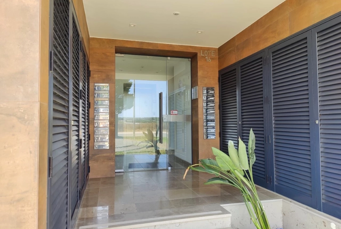 Apartamento de Luxo a 250m da Praia dos Supertubos – Peniche