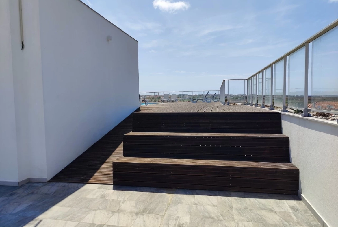Apartamento de Luxo a 250m da Praia dos Supertubos – Peniche