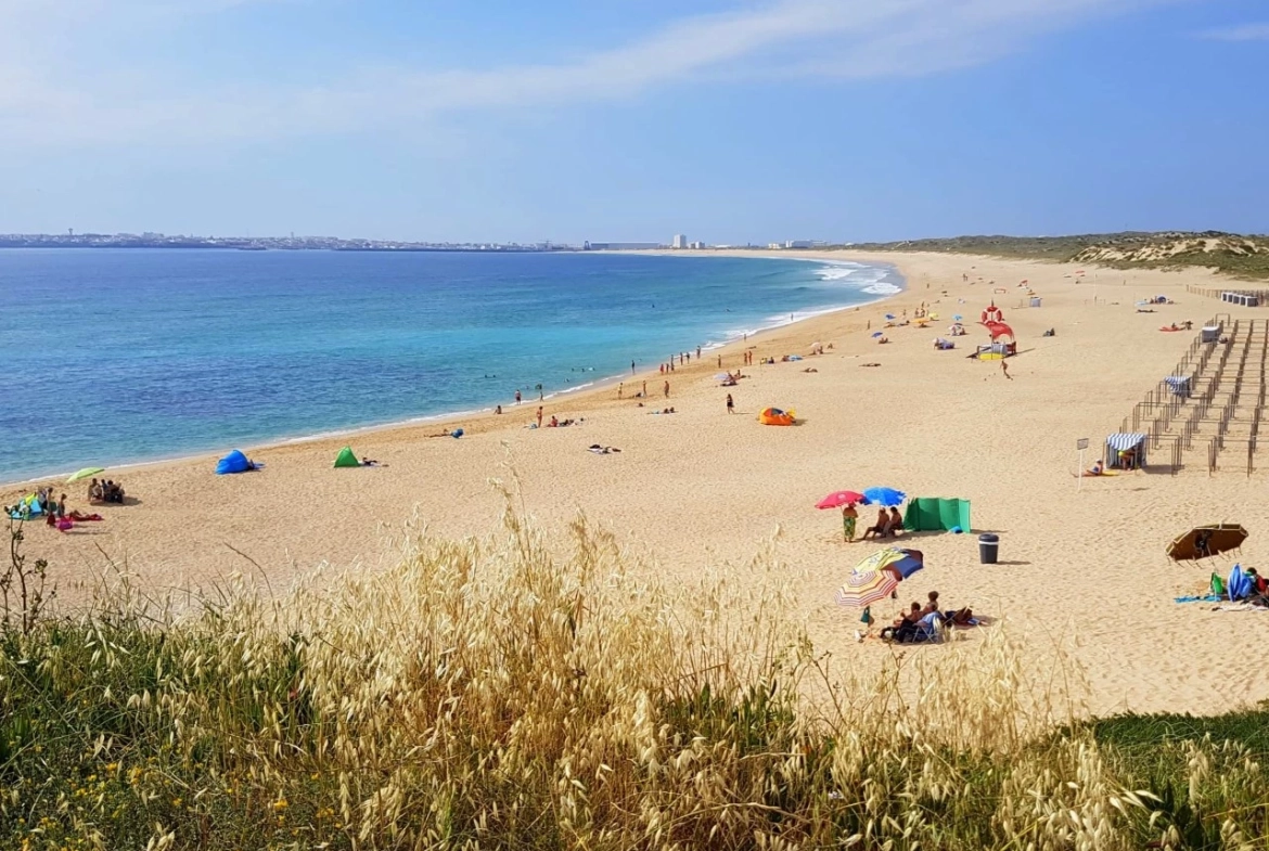 Apartamento de Luxo a 250m da Praia dos Supertubos – Peniche