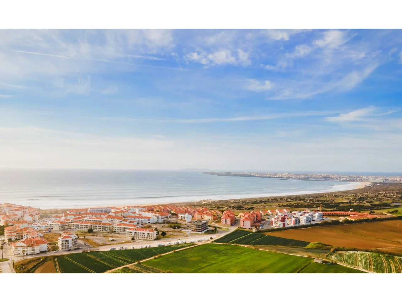 Apartamento de Luxo a 250m da Praia dos Supertubos – Peniche