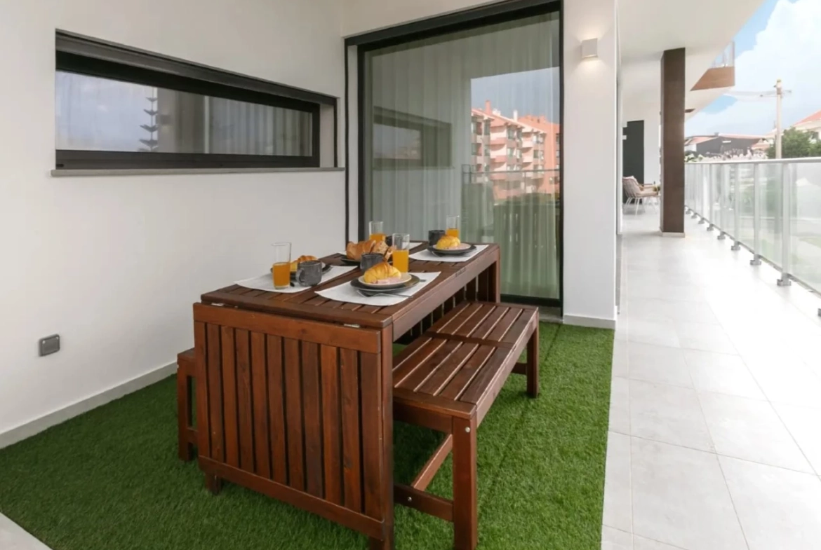 Apartamento de Luxo a 250m da Praia dos Supertubos – Peniche