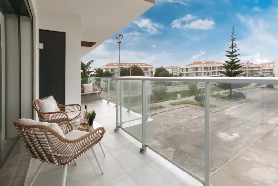 Apartamento de Luxo a 250m da Praia dos Supertubos – Peniche