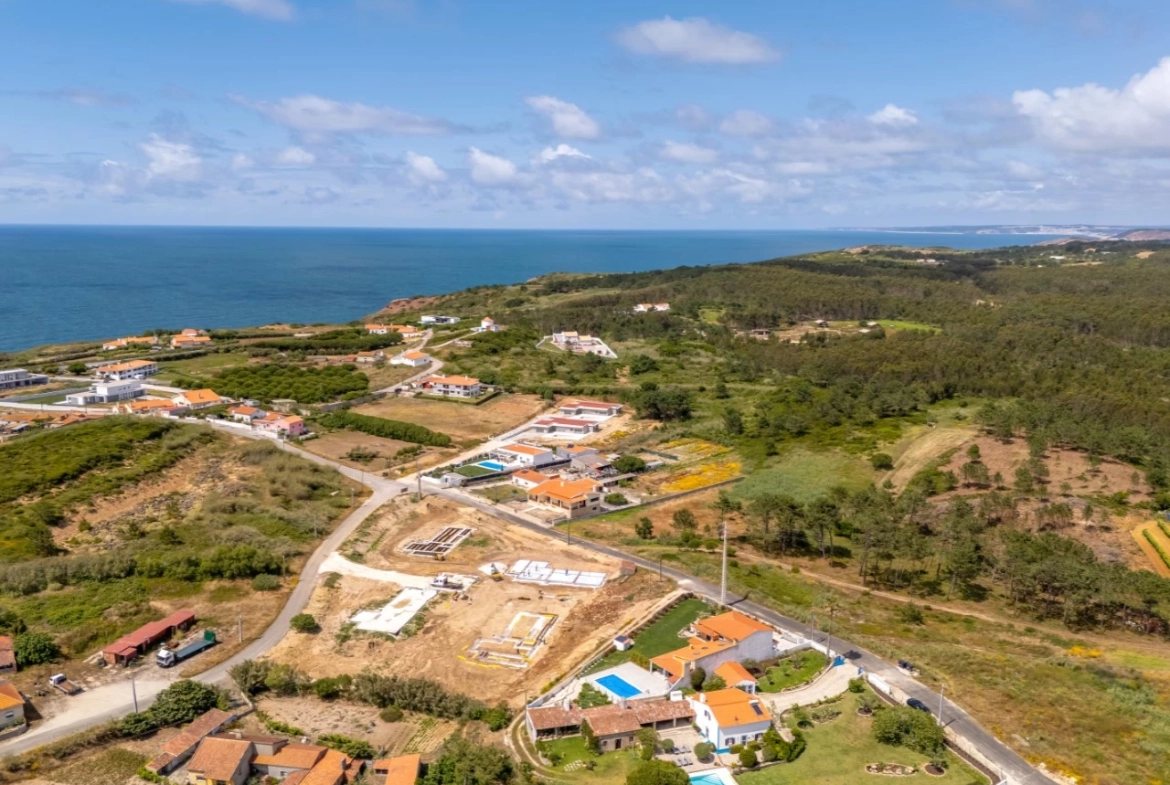 Moradia com Licença de Alojamento Local entre as praias da Foz do Arelho e Salir do Porto
