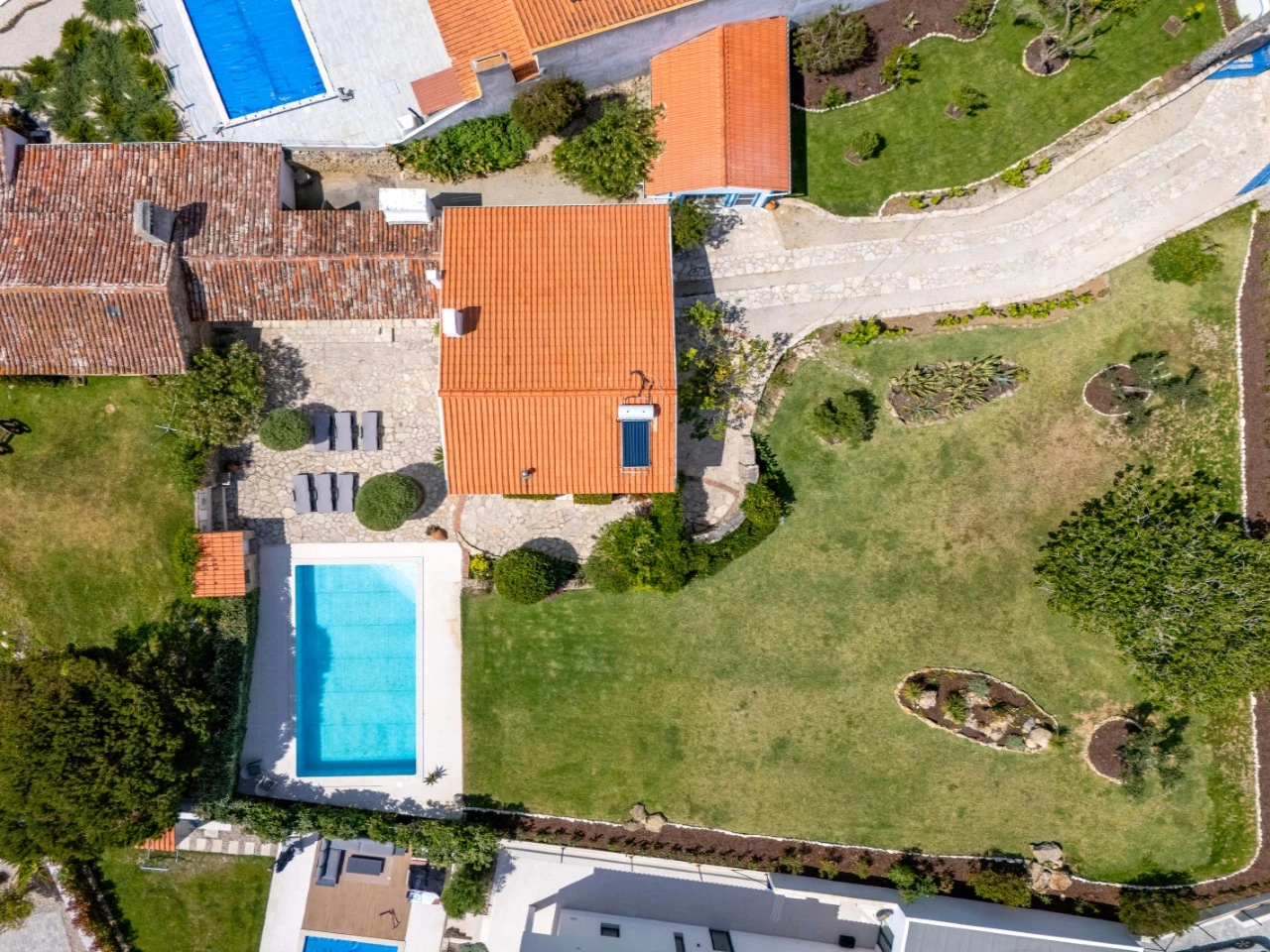 Moradia com Licença de Alojamento Local entre as praias da Foz do Arelho e Salir do Porto